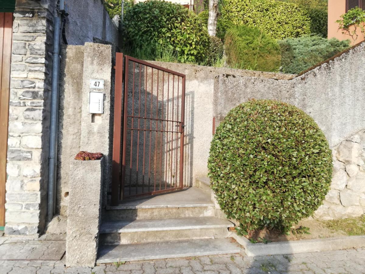 Dream Lake Panorama, Garage In The Center Of Varenna Apartment Luaran gambar